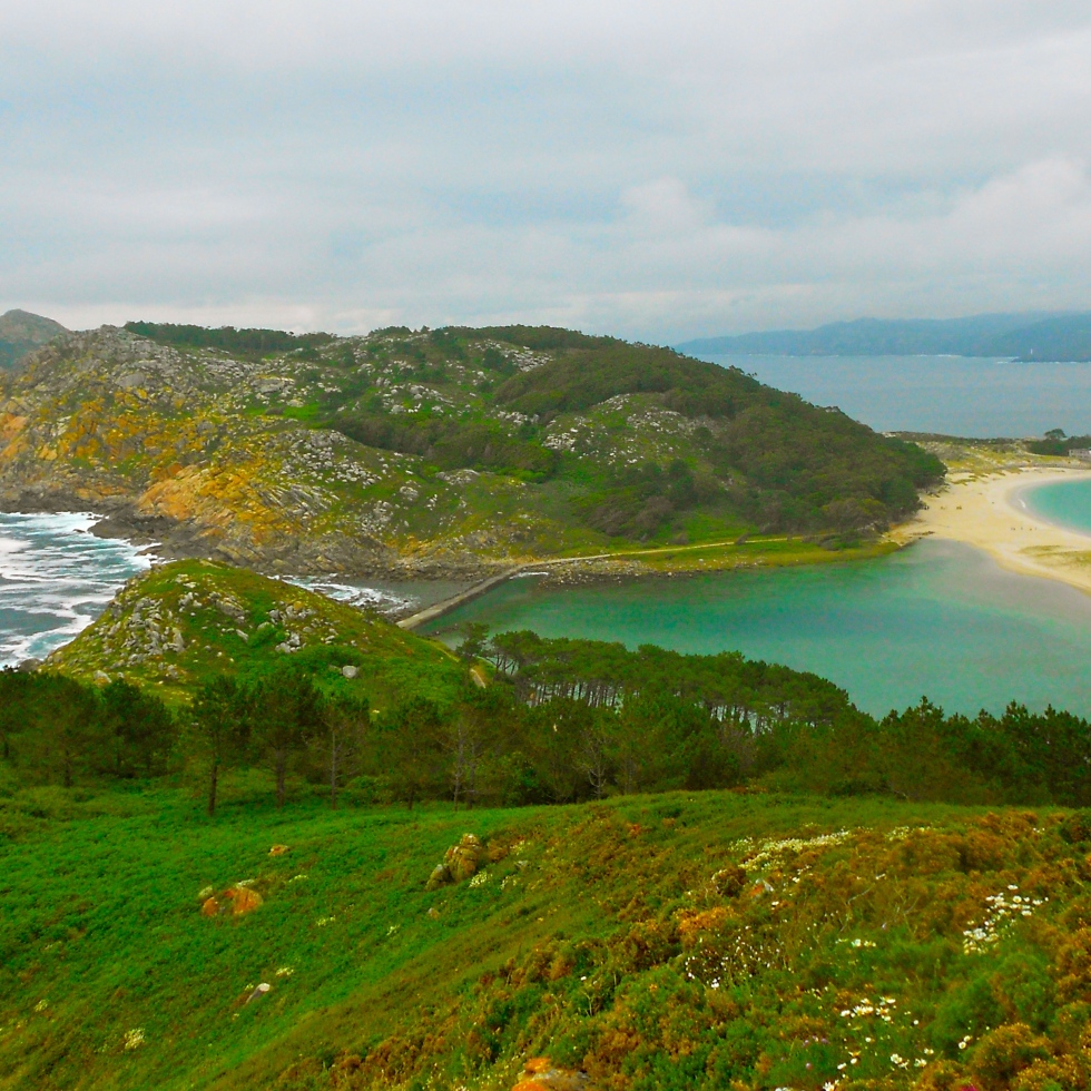 islas cies galicia viewpoint hike
